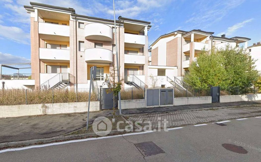 Appartamento in Vendita in Via Giovanni Gentile 7 a Parma