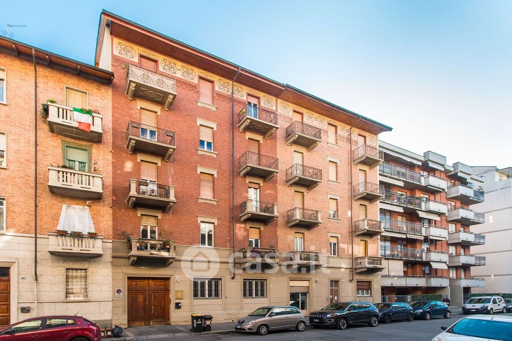 Appartamento in Vendita in Via Exilles 44 a Torino