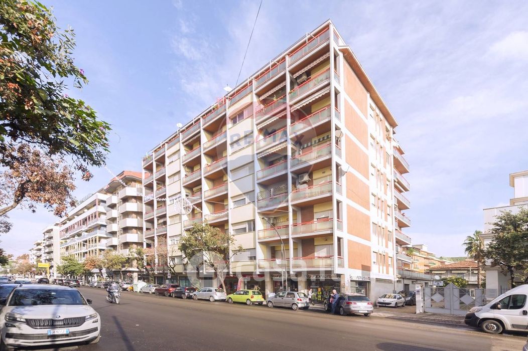 Appartamento in Vendita in Viale G. Marconi 147 a Pescara