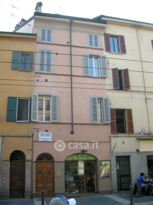 Appartamento in Affitto in Via Massimo D'Azeglio a Parma