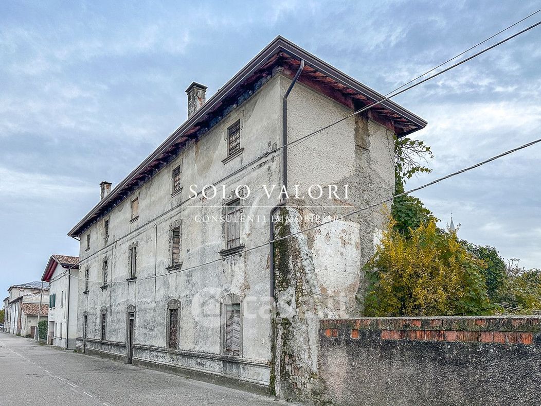 Casa indipendente in Vendita in Via Zecconi a Tezze sul Brenta