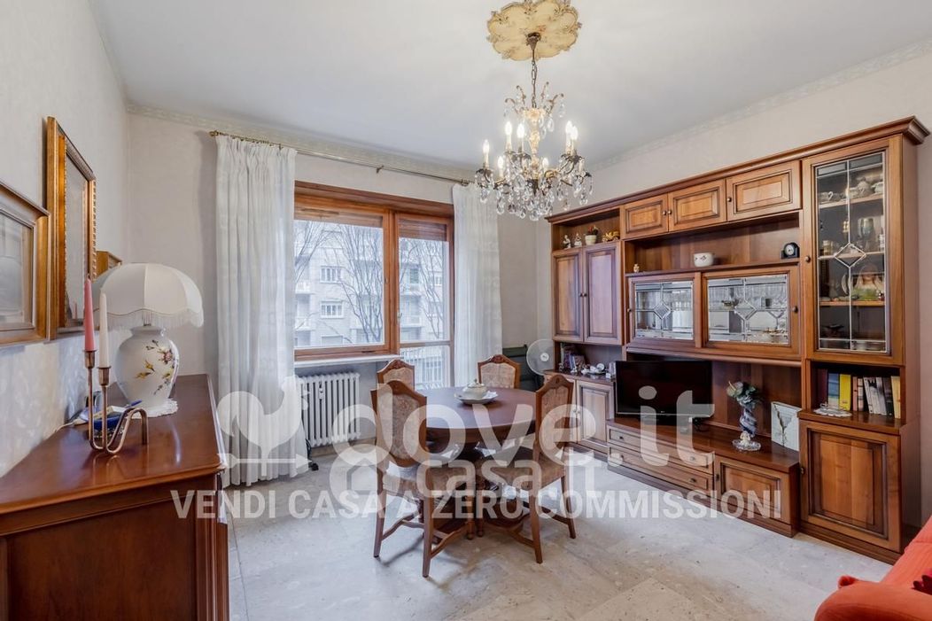 Appartamento in Vendita in Via Giambattista Pergolesi 15 a Torino
