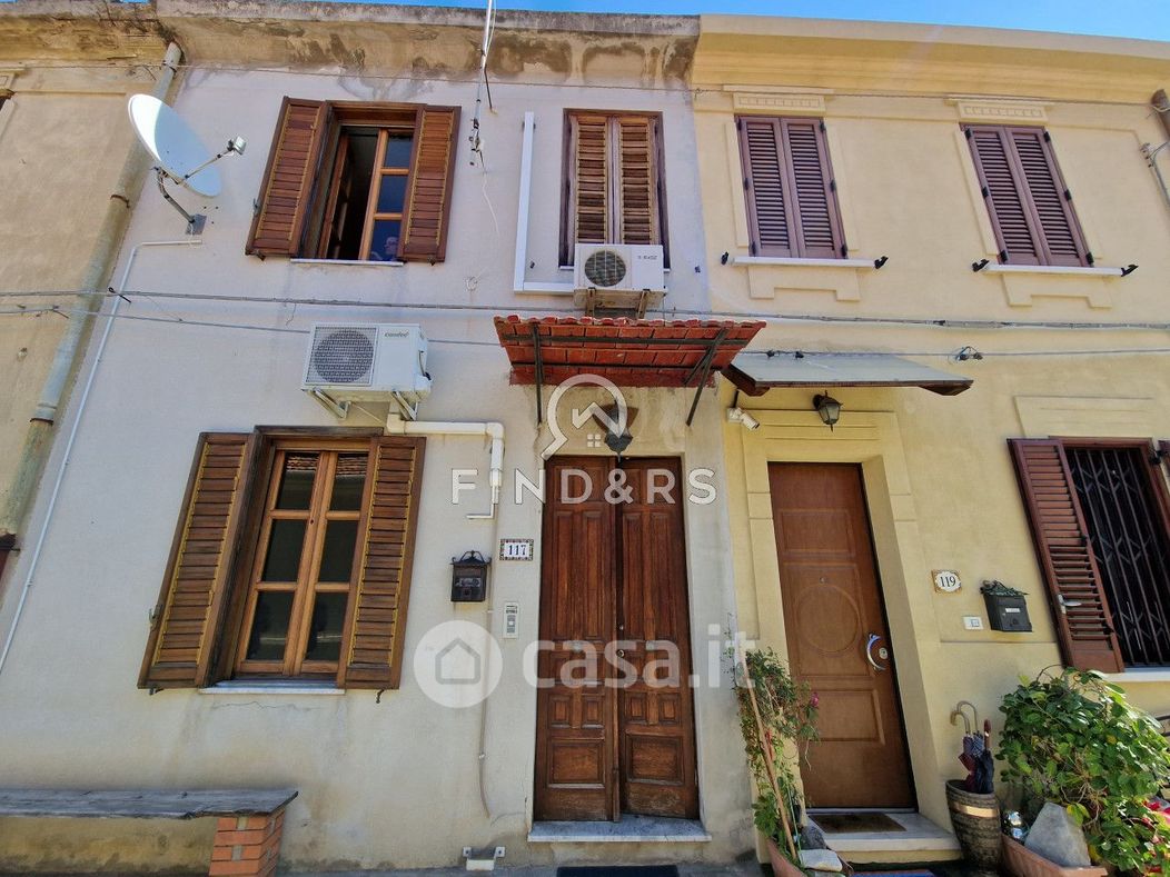 Appartamento in Vendita in Strada Statale 106 Jonica a Reggio Calabria