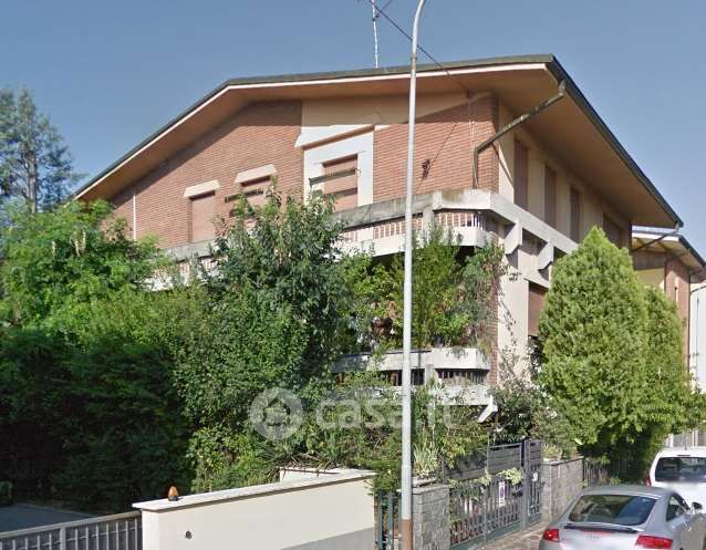 Casa Bi/Trifamiliare in Vendita in Via Pellegrino Ascani 23 a Modena