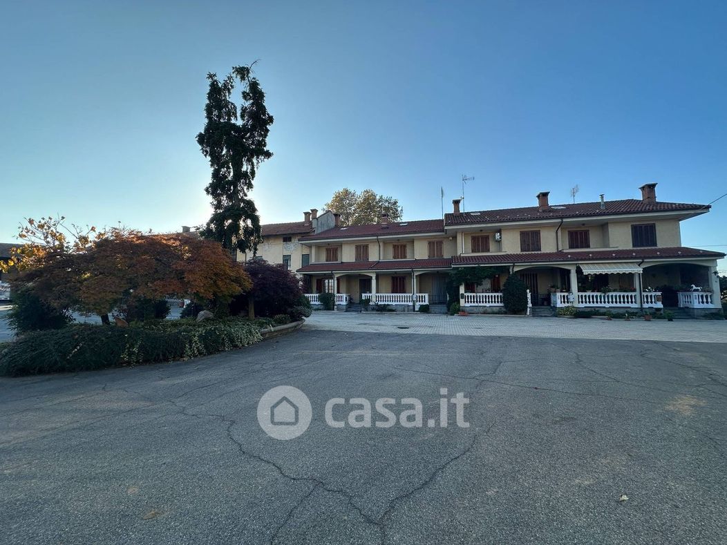 Villa in Vendita in Via Chiusani a Cuneo