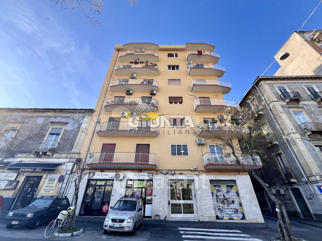 Appartamento in Vendita in Via Plebiscito 719 a Catania