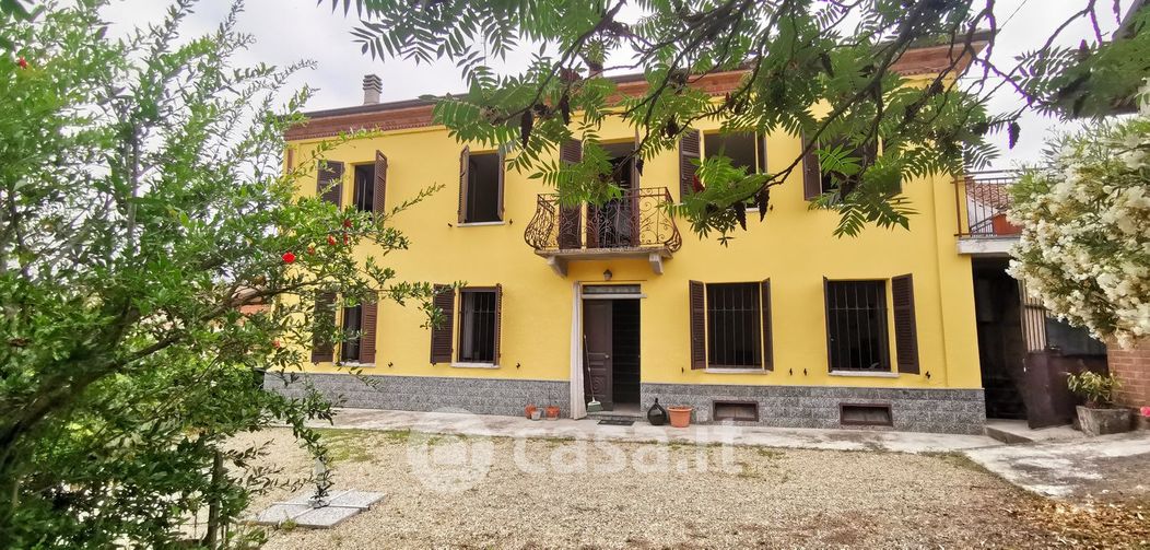 Casa indipendente in Vendita in Via Del Giardino a Montegrosso d'Asti