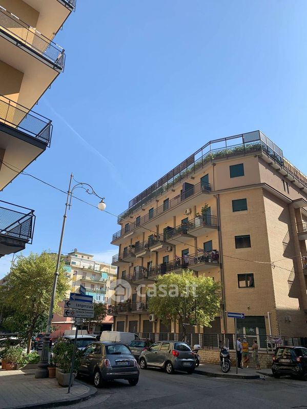 Appartamento in Vendita in Via Donato Somma 15 a Salerno