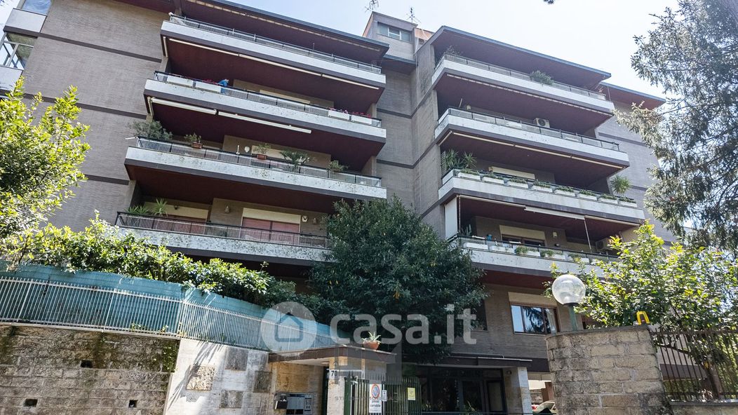 Appartamento in Affitto in Via Vito Sinisi 70 a Roma