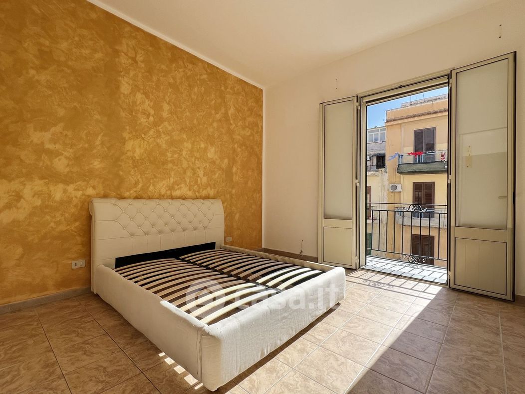 Appartamento in Vendita in Via Montalbo 134 a Palermo