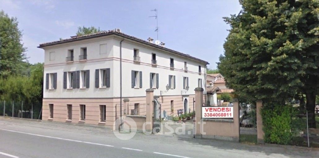 Villa in Vendita in Via Marco Emilio Lepido 142 a Parma