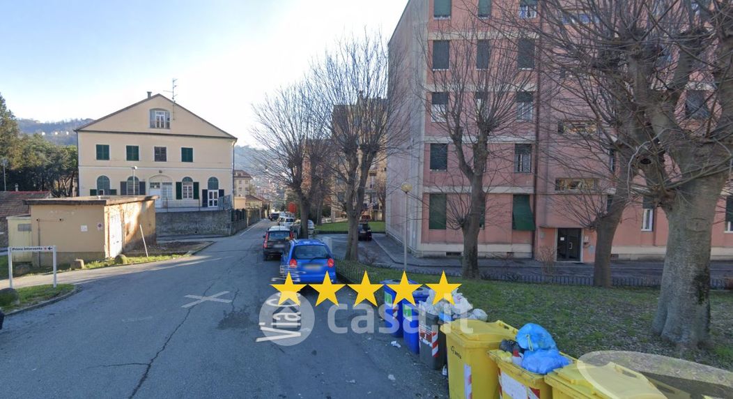 Appartamento in Vendita in Via Coni Zugna a Genova