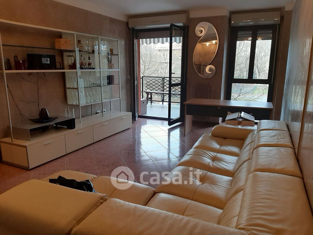 Appartamento in Affitto in Via Zoni a Parma