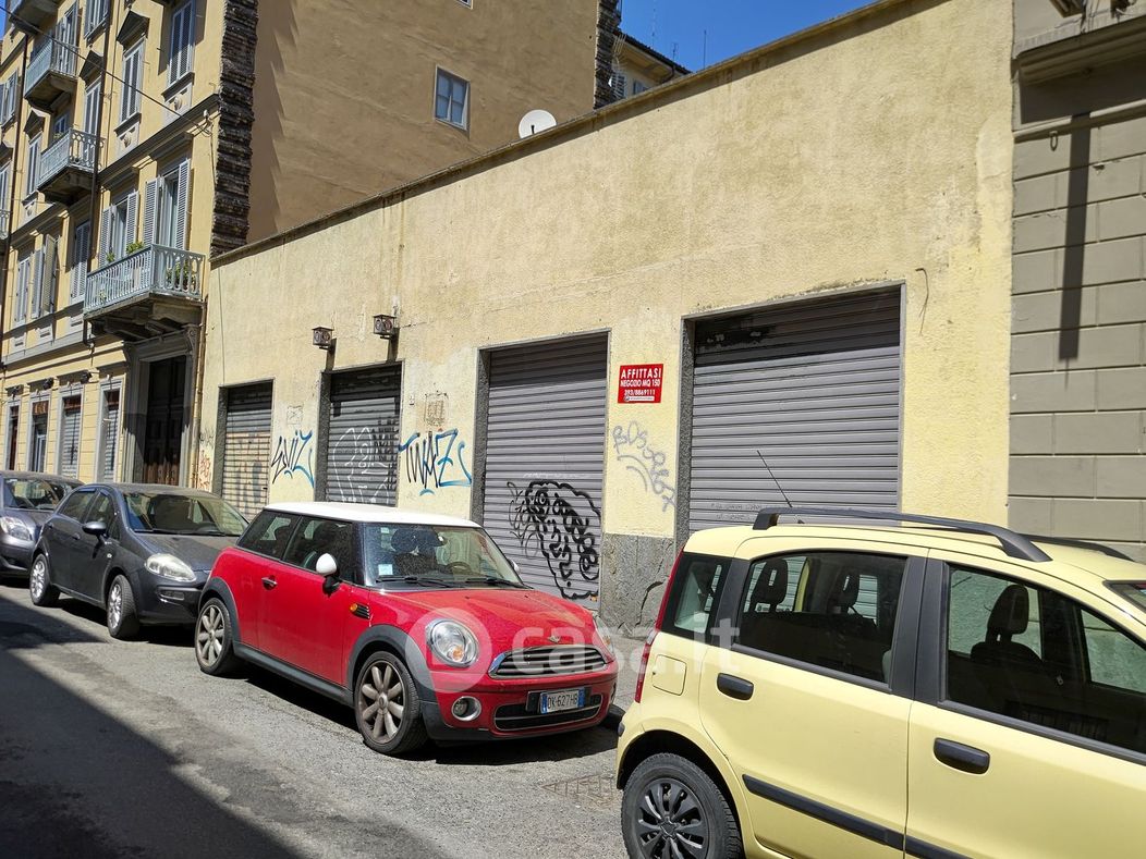 Negozio/Locale commerciale in Affitto in Via Bernardino Galliari 7 a Torino