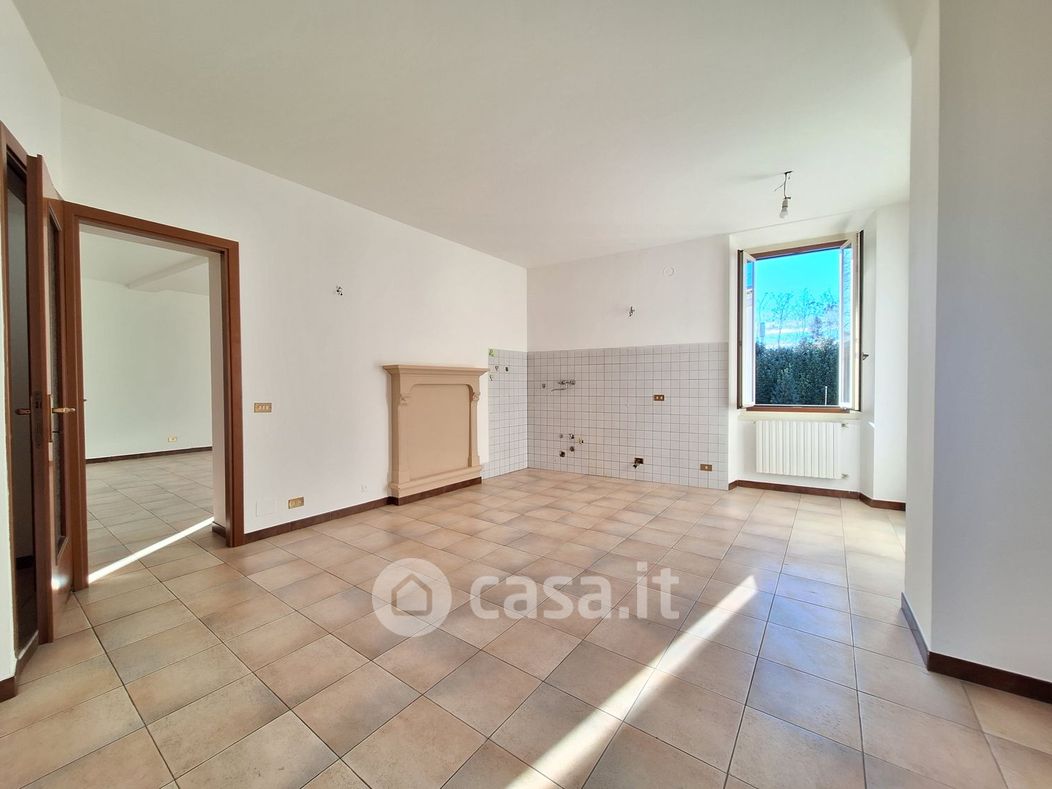 Appartamento in Vendita in Via Antonio Magni 40 a Como