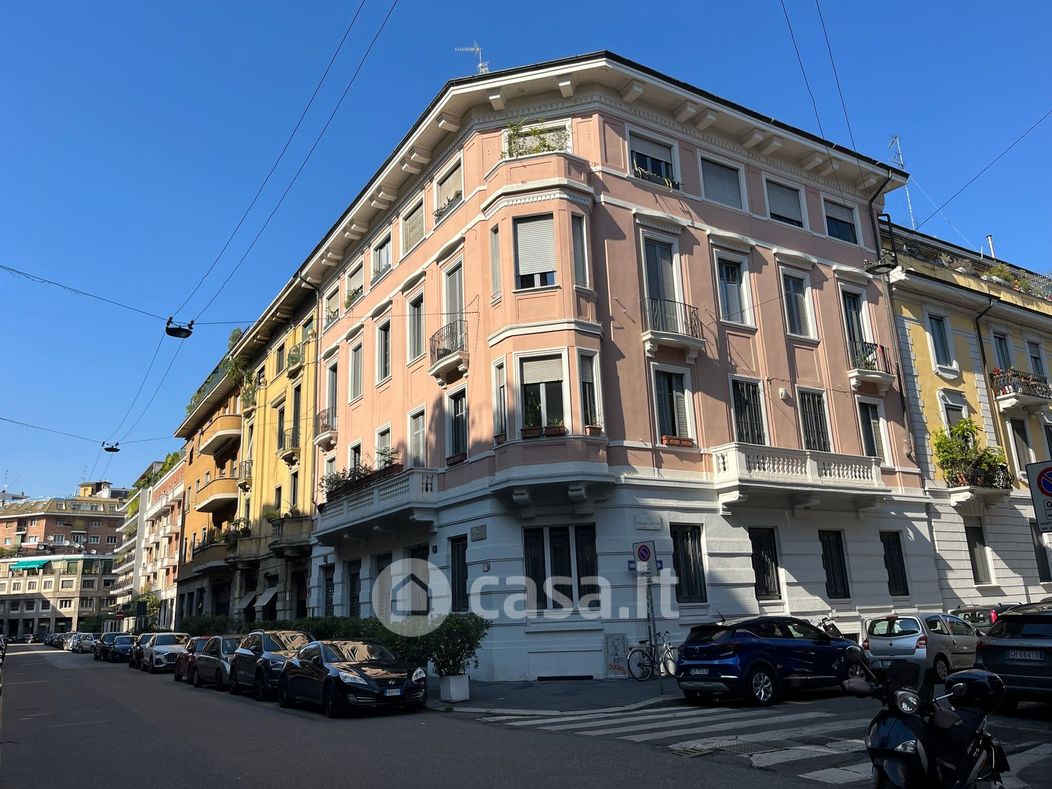 Appartamento in Affitto in Via Ciro Menotti 24 a Milano