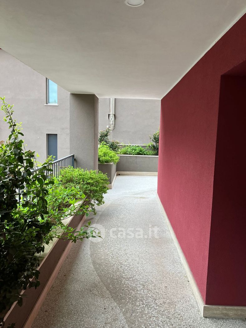 Appartamento in Affitto in Viale Carlo Espinasse 93 a Milano