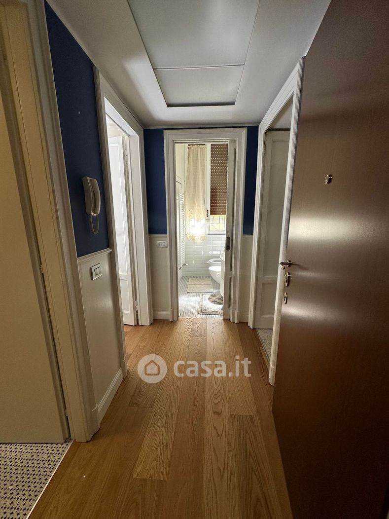 Appartamento in Affitto in Via Orcagna 4 a Milano