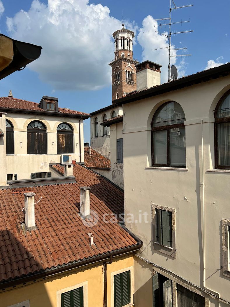 Appartamento in Vendita in Vicolo Vicoletto Cieco Pozzo San Marco a Verona
