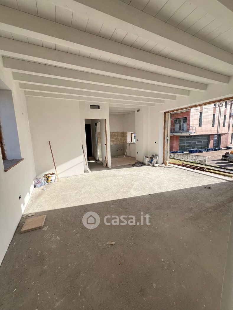 Appartamento in Vendita in Via Basso Acquar 119 a Verona