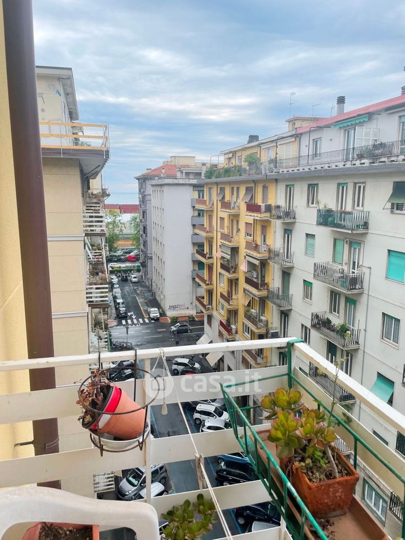 Appartamento in Vendita in Via Gio Batta Valle a La Spezia