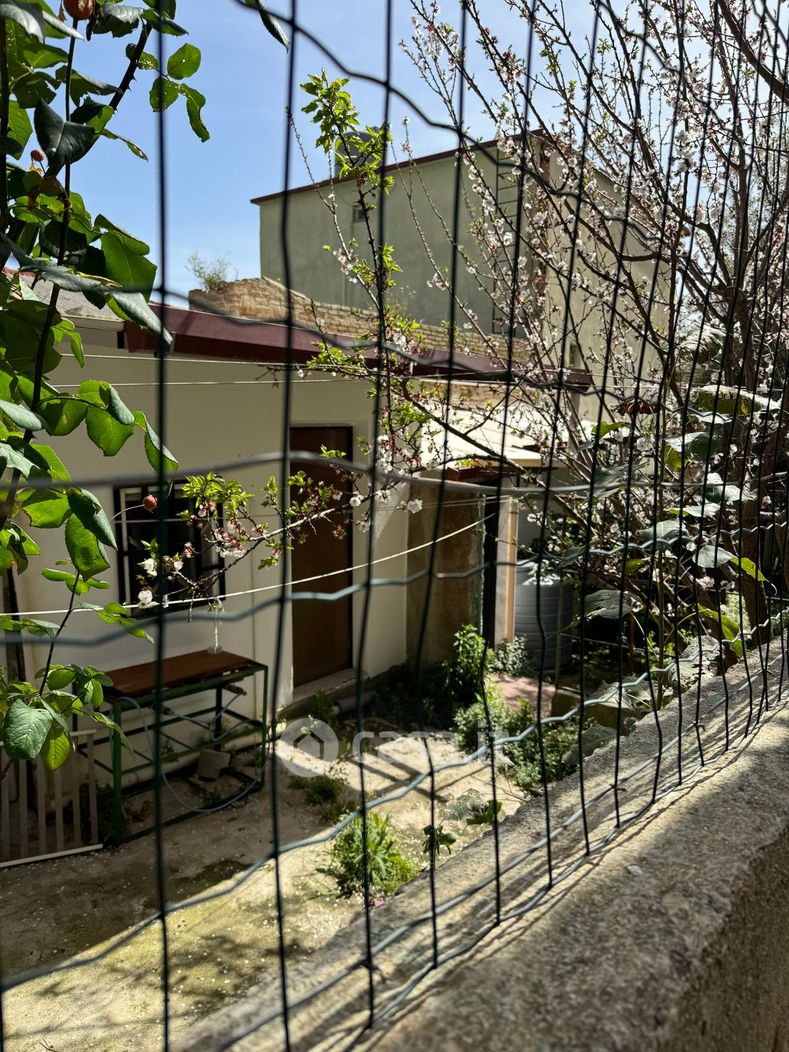 Casa indipendente in Vendita in Via Francesca Morvill a Messina