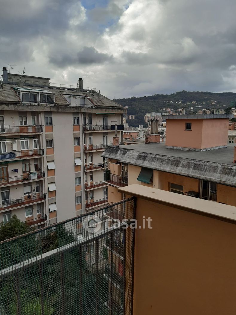 Appartamento in Vendita in Via Angelo Masina 11 a Genova
