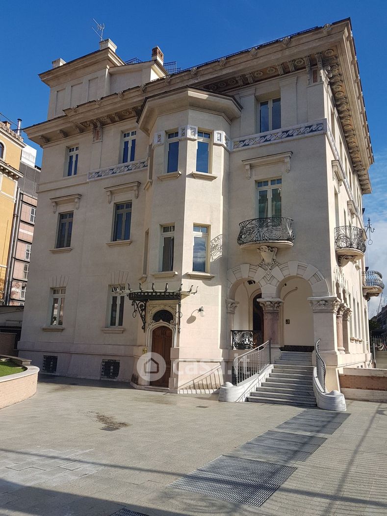 Appartamento in Affitto in Corso d'Italia, Roma, RM 45 a Roma