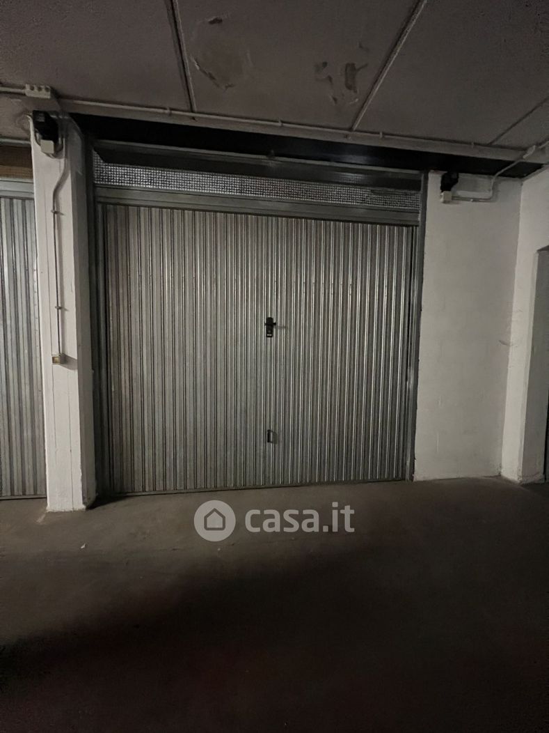 Garage/Posto auto in Vendita in Via di Casalotti 100 a Roma