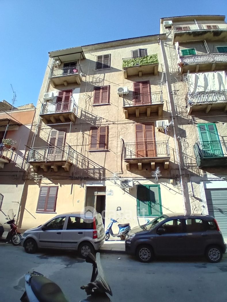 Appartamento in Vendita in Via Ammiraglio Antiocheno 16 a Palermo