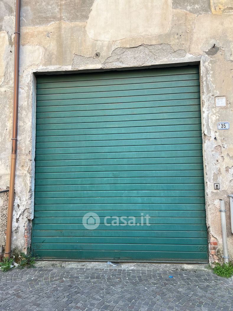 Garage/Posto auto in Affitto in Via Licinio Refice 16 a Frosinone