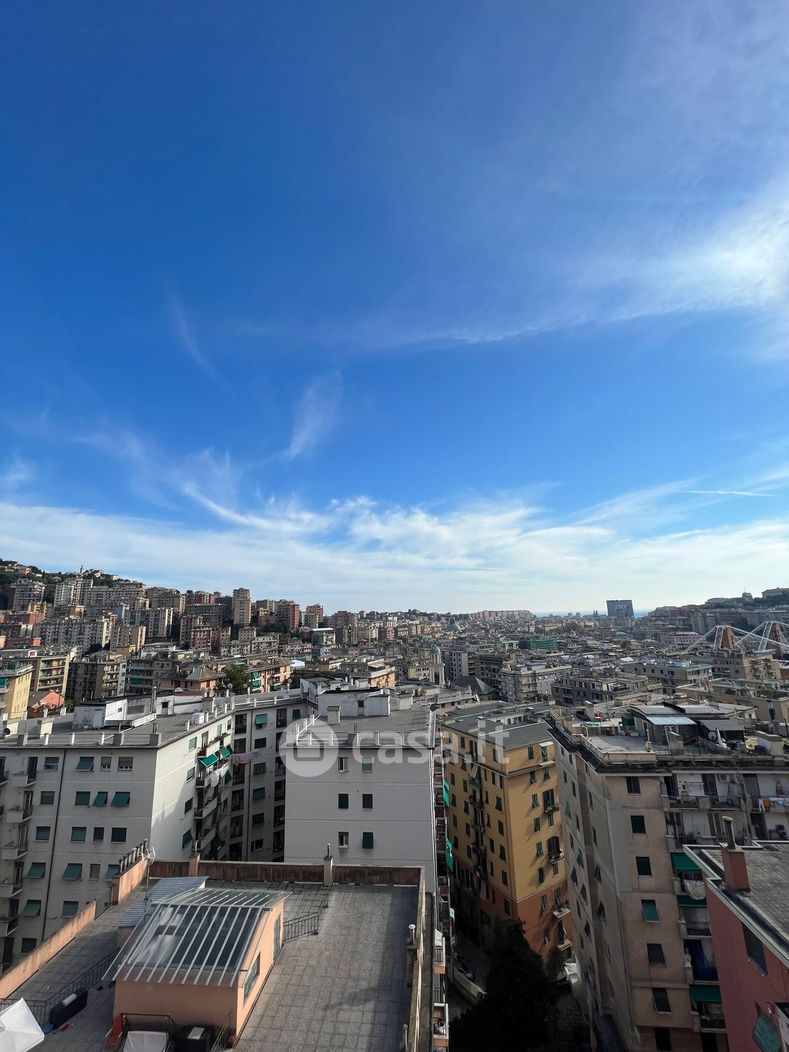 Appartamento in Vendita in Via Ameglio a Genova