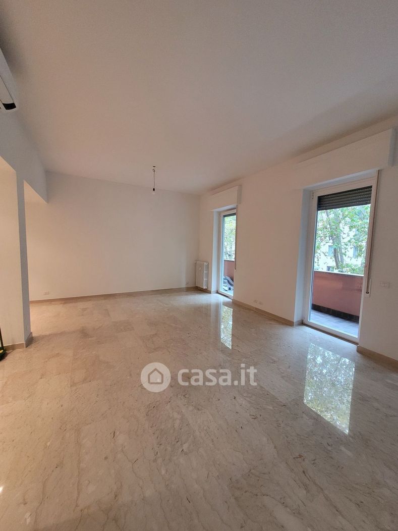 Appartamento in Affitto in Viale Piave 40 a Milano
