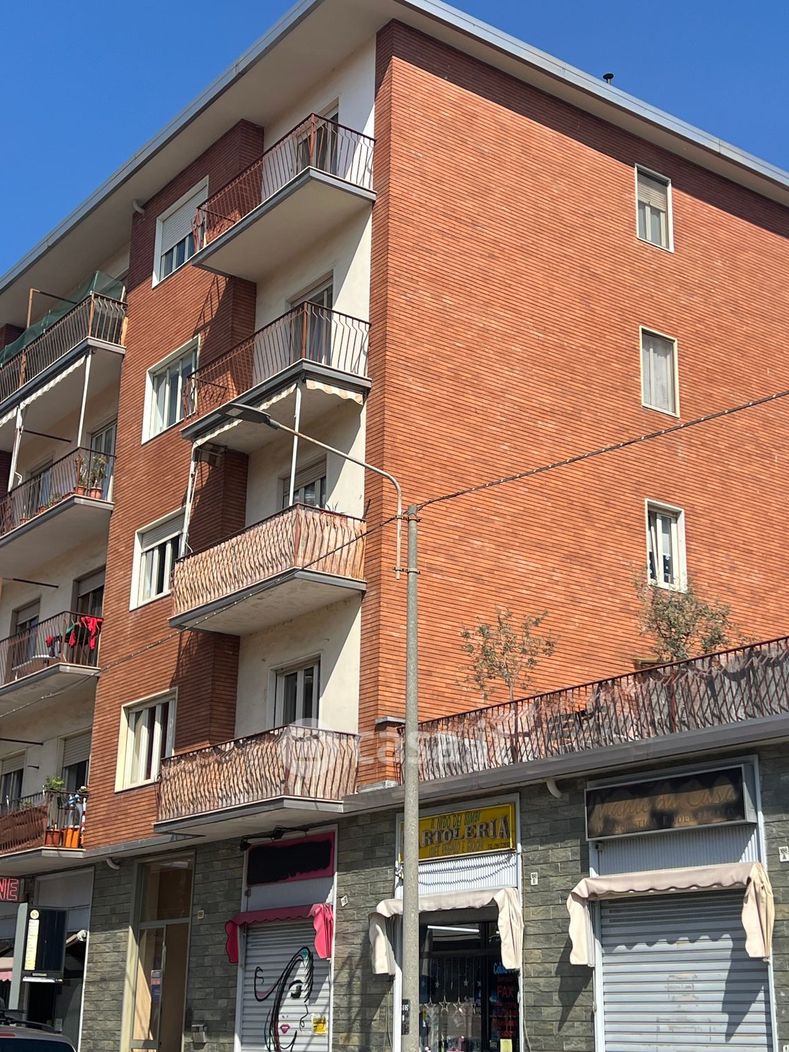 Appartamento in Vendita in Strada Antica di Collegno 188 a Torino