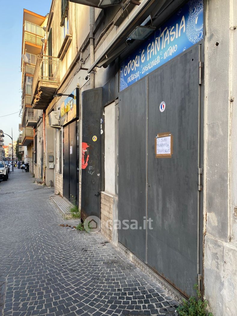 Negozio/Locale commerciale in Affitto in Via ROMA 27 a Casalnuovo di Napoli
