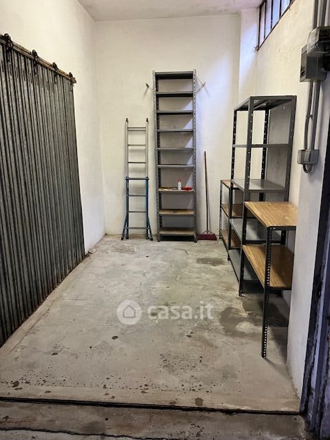 Garage/Posto auto in Vendita in Via Giovanni Guglielmo Longo a Genova