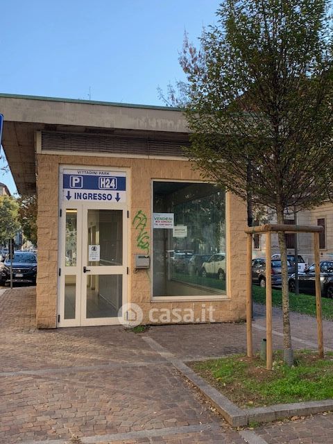 Garage/Posto auto in Vendita in Via Carlo Vittadini 3 a Milano