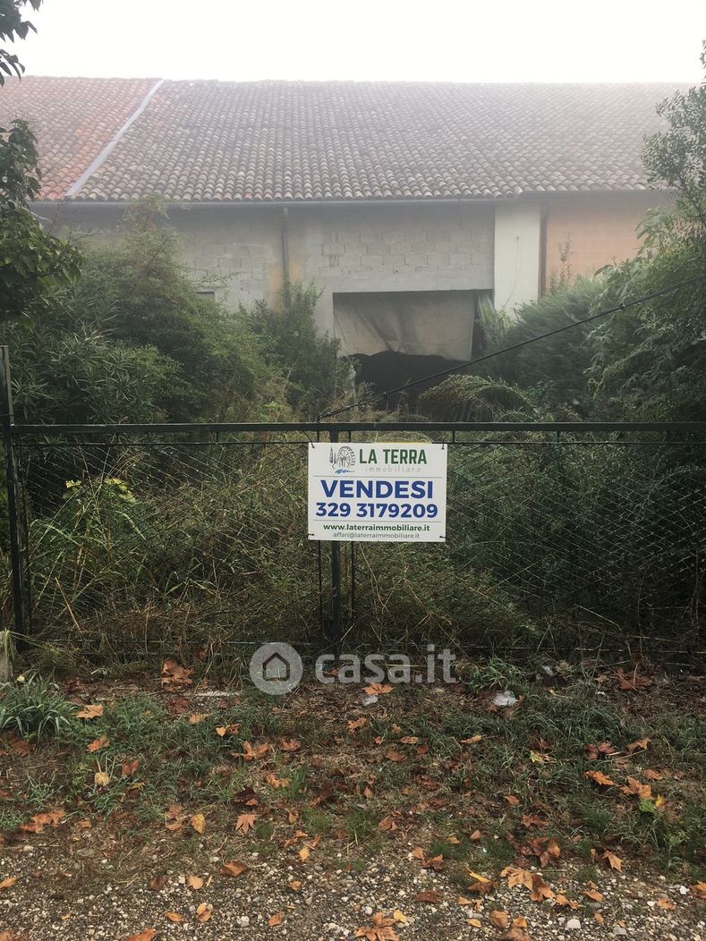 Rustico/Casale in Vendita in Via Aldo Chiorboli 368 a Ferrara