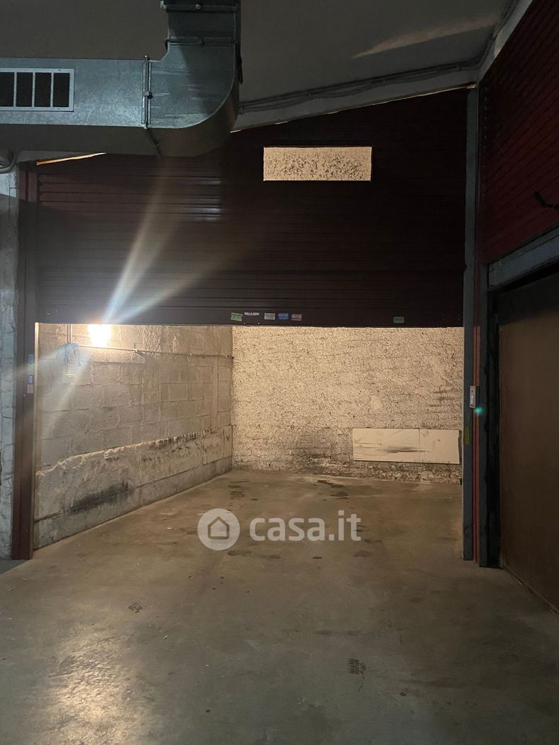 Garage/Posto auto in Vendita in Via Marcello II a Roma