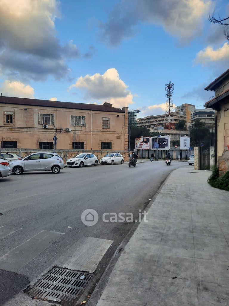 Negozio/Locale commerciale in Affitto in Via malaspina 48 a Palermo