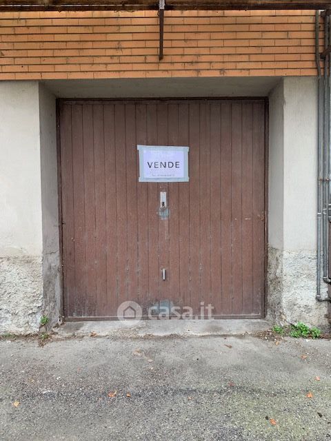 Garage/Posto auto in Vendita in Via Angelo Divano a Serravalle Scrivia