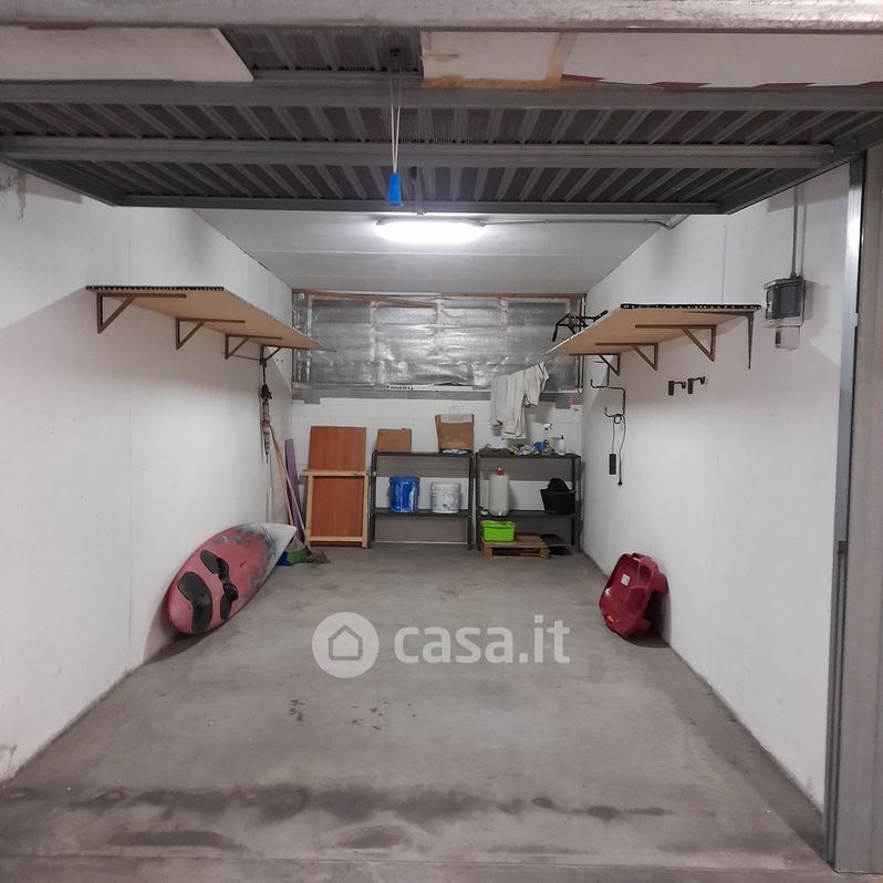 Garage/Posto auto in Vendita in Piazza Aldo Moro a Savona