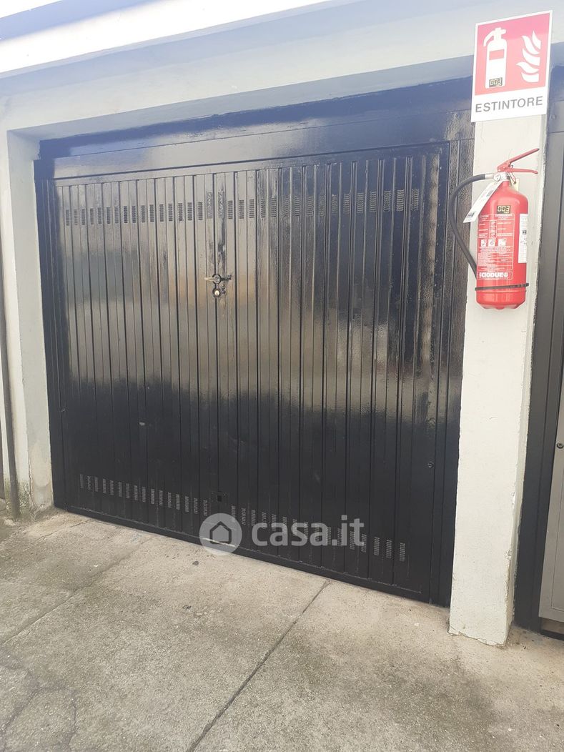 Garage/Posto auto in Vendita in Via Mazzini 22 a Segrate