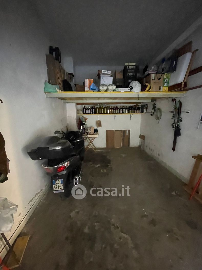Garage/Posto auto in Vendita in Via felice del canto a Genova