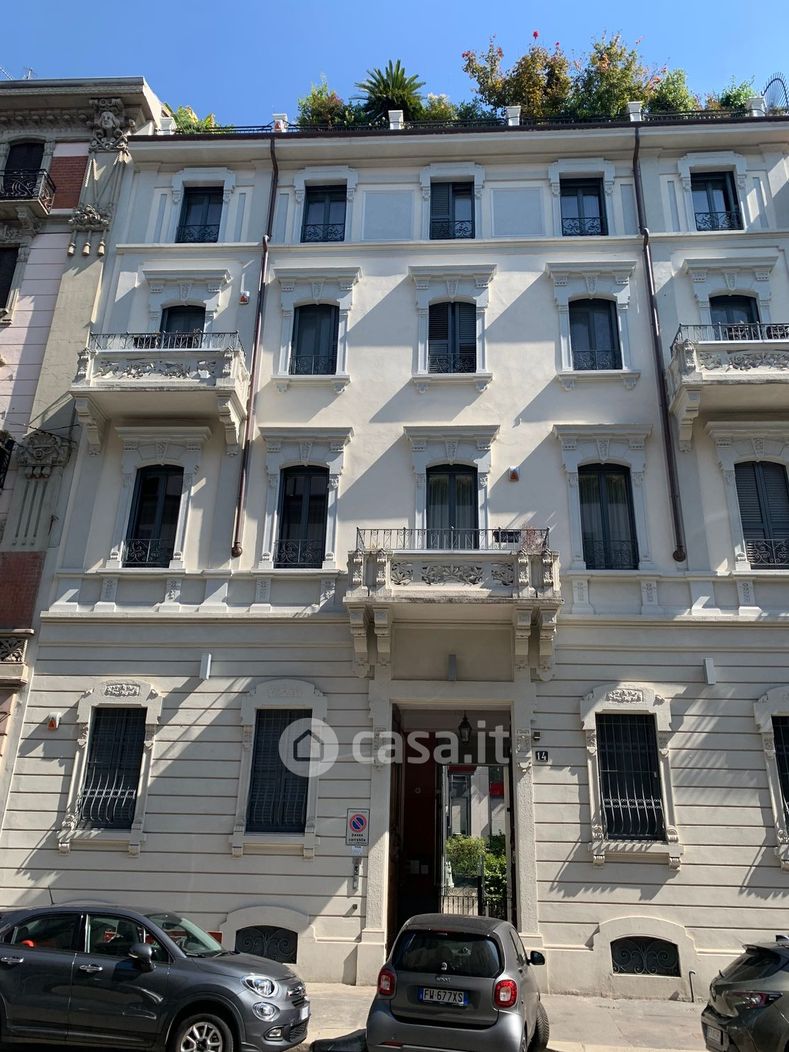 Appartamento in Vendita in Via Ciro Menotti 14 a Milano