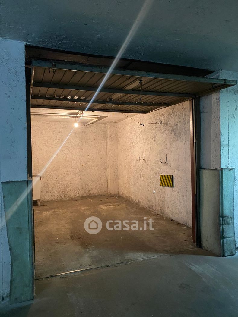 Garage/Posto auto in Vendita in Via delle palade 47 a Merano