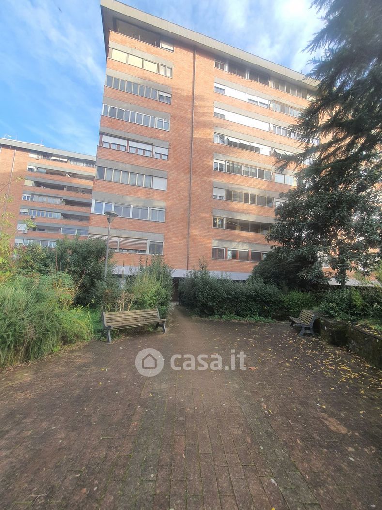 Appartamento in Vendita in Via Giovanni Frignani a Roma