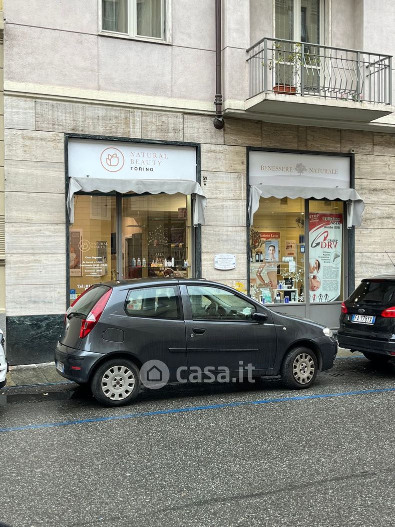 Negozio/Locale commerciale in Vendita in Via P. Palmieri 59 a Torino