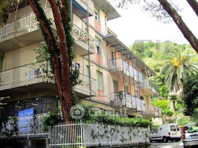 Appartamento in Affitto in Via Romanda di Levante 3 a Arenzano