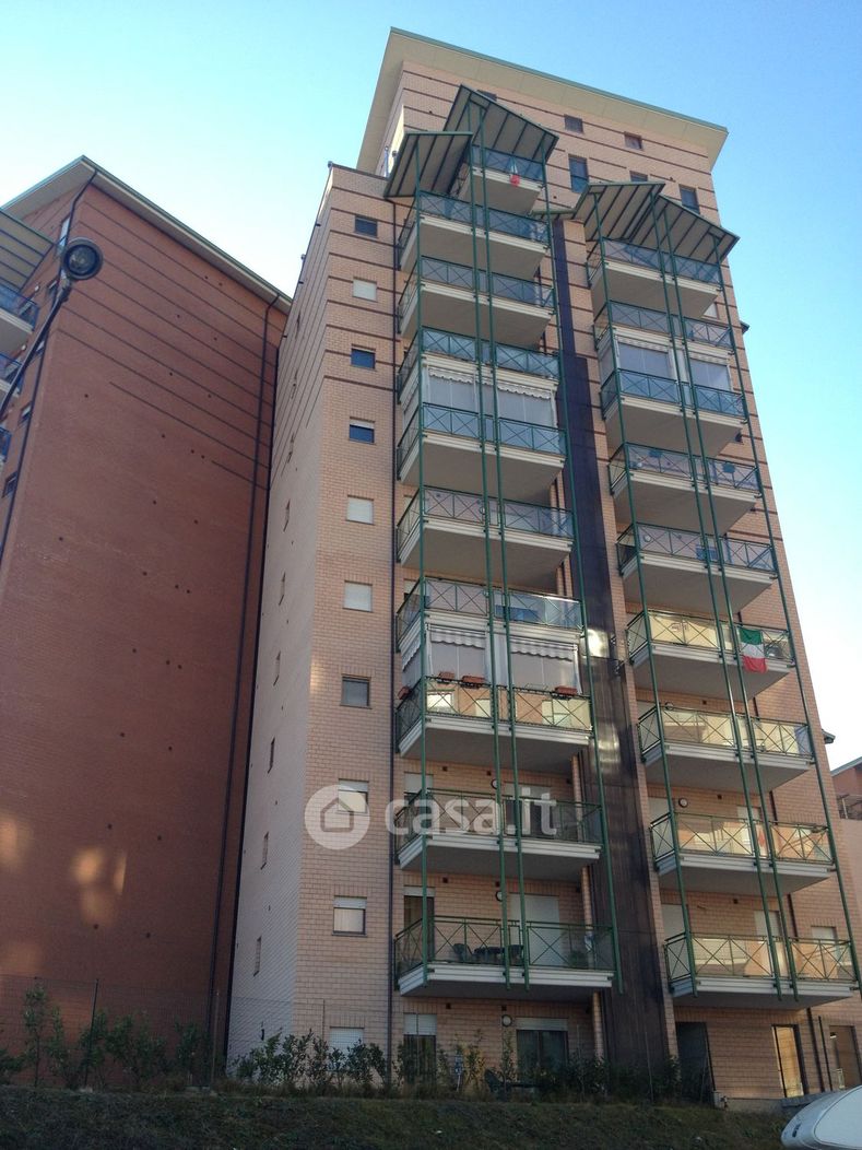 Appartamento in Affitto in Corso Enrico Gamba 24 a Torino
